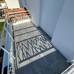 Neuf 39m2 Avec Balcon A 250m De La *