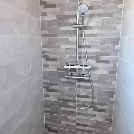 Neuf 39m2 Avec Balcon A 250m De La