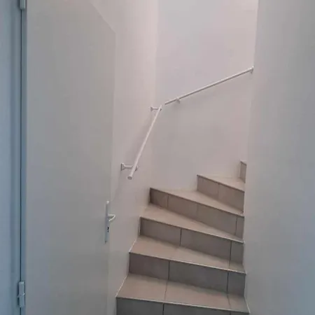 Appartement Neuf 39m2 Avec Balcon A 250m De La *