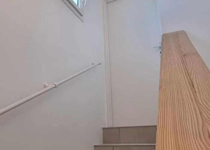 Διαμέρισμα Neuf 39m2 Avec Balcon A 250m De La *