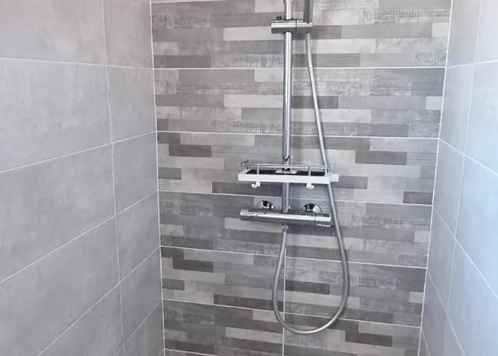 Neuf 39m2 Avec Balcon A 250m De La