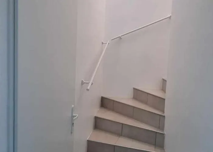 Διαμέρισμα Neuf 39m2 Avec Balcon A 250m De La *